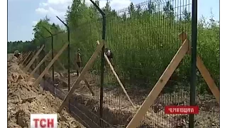 Яценюк обіцяє побудувати «Стіну» на кордоні з Росією до 2018 року