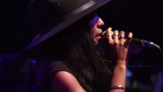 Wynter Gordon - "Dirty Talk" (Live at Perez Hilton's SXSW 2013 Party)