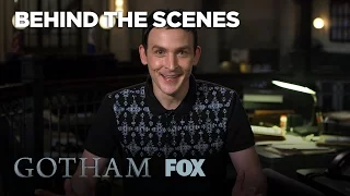 Robin Lord Taylor & Cory Michael Smith Ship Oswald & Nygma | Season 3 Ep. 7 | GOTHAM