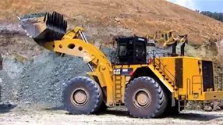 Caterpillar 993K Loading 785C's