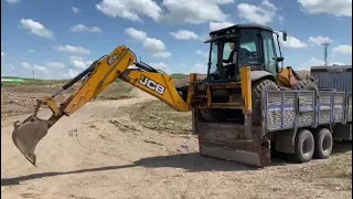 jcb 4cx Bekoloder Kulanan Ustamız Kamyon'dan Makineyi Nasıl İndiriyor