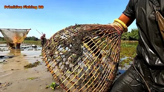 Strongest Fishermen Vs Strongest Fish Catch ! Amazing Fishing Primitive Fish Trap