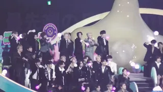 IDOLS REACTION TO TREASURE RAP UNIT IN MAMA 2023 (FANCAM)