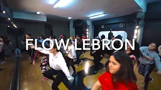 FLOW LEBRON © PABLO CHILL–E / COREOGRAFIA MACA FIGUEROA