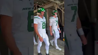 Aaron Rodgers Takes The Field For The First Time As A Jet