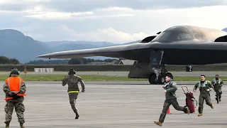 Iran starts to worry: US Air Force Conducts Emergency Flight of B-2 Spirit Bombers to Conflict Area