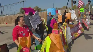 Chicago alderwoman, residents to hold meetings on proposed migrant tent site