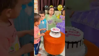 Baby mere birthday pe kya dilwaoge 🎁 Birthday 🎂 #shorts #viral #trending