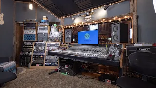 EPIC HOME RECORDING STUDIO SETUP 2021 | Schematic Studios (studio tour)