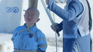 The little monk, who was hanged for execution, beats up hundreds of villains with unmatched skills