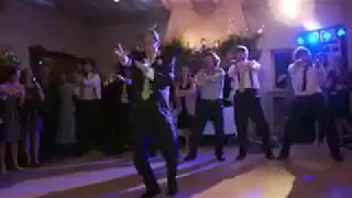 СУПЕР! Танец друзей жениха = Brian's Surprise Justin Bieber Wedding Dance for