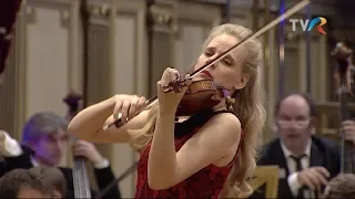 C.Saint-Saëns Violin Concerto No.3 - Simone Lamsma - François-Xavier Roth - Les Siècles