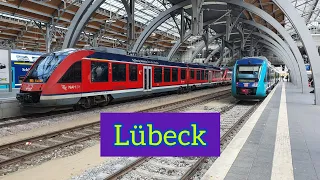 Zugverkehr in Lübeck Hbf am 23.8.2023