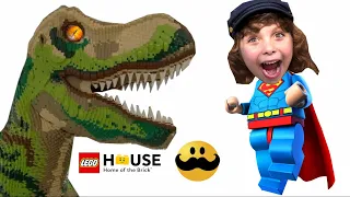 Melody Besöker Lego House Billund Danmark 2019