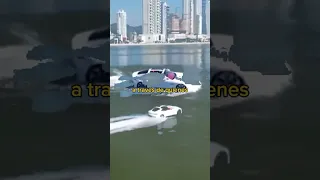 El carro deportivo de lujo que se mueve sobre el agua