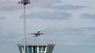 Dramatic Moment Passenger Jet Aborts Landing