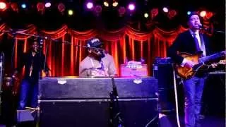 Soulive w/ Nigel Hall - Leave Me Alone @ Brooklyn Bowl BOWLIVE 4 - 3/9/13 Night 3