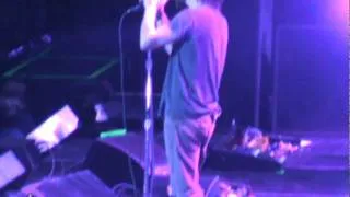 PEARL JAM PERFORMING crown of thorns LIVE  toronto 9/11