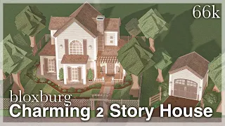 Bloxburg - Charming 2 Story House Speedbuild (exterior)