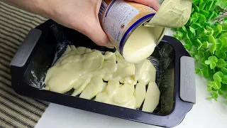 Pour the condensed milk on the apple and leave everyone shocked with the result!