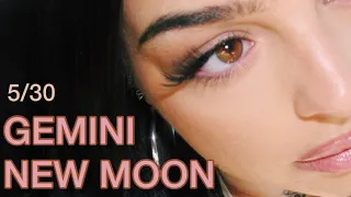 NEW MOON In Gemini May 30th, 2022: All Signs Astrology