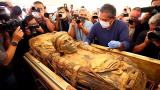 Archeologists Opened an Egyptian Mummy Coffin After 4,000 years, What They Found SHOCKED The World!