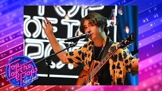 Alfie Templeman – Forever Isn't Long Enough (Top of the Pops New Year Special 2020/21)