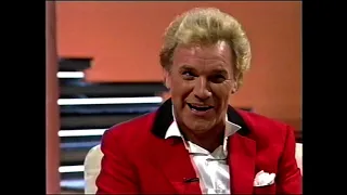 15.Freddie Starr With Des O' Connor - The 10th Appearance 1994