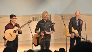 Bach's Lute Prelude BWV 998 and Toccata and Fugue - California Guitar Trio at Robison Hall, 11/06/15