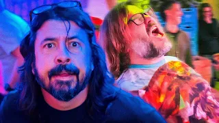 Tenacious D vs. Foo Fighters - Colombia