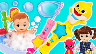 Pinkfong Baby Shark Melody Stick Soap Bubbles! Let's take a bubble bath with Kongsuni | PinkyPopTOY