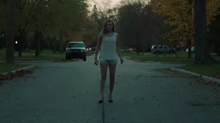 It Follows 2014 Opening Extract