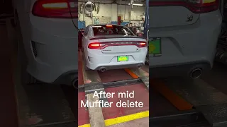 2022 392 Scatpack Mid Muffler Delete Before and After