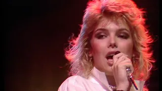 Kim Wilde   1983 08 18 Love Blonde @ Top of the Pops