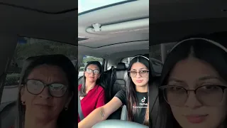 madre e hija reaccionan a las que no tienen papá de dani flow