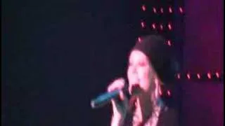 Hilary Duff - Someone's Watching Over Me [Live]