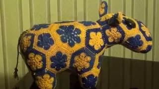 Вязаный бегемот/Knitted hippo ( English subtitles )