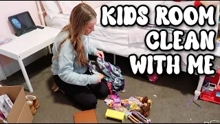 KIDS ROOM CLEANING MOTIVATION // Cleaning After Christmas