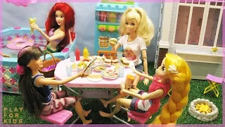 Barbie & Dolls at the Picnic - Play Barbie Picnic Set and Swimming Pool Kids Toys