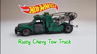 Hotwheels Custom Rusty Chevy Tow Truck. Grúa