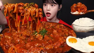 SUB)Spicy Braised Chicken and Intestines! Enoki Mushroom Udon Fried Eggs Rice, Home Cooked Meal ASMR