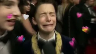 Just Noah Schnapp being the most wholesome person for 3 minutes straight 💝