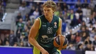 Play of the night: Nik Caner-Medley & Mindaugas Kuzminskas, Unicaja Malaga