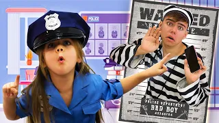 Stacy and the funny story of the police chase | Nastya Artem Mia