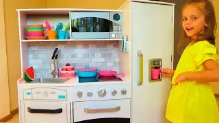 Детская КУХНЯ Игровой набор Pretend play Распаковка и обзор Kitchen for children Игры для детей