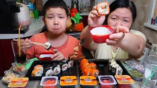 Мукбанг РОЛЛЫ, СУШИ! Нашли идеальную доставку! / MUKBANG SUSHI ROLLS