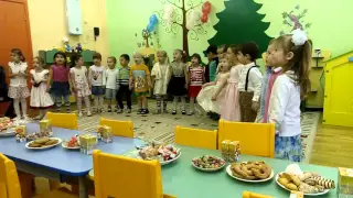 Детский сад Колокольчик. Песня про маму