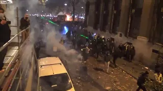 Новые Беспорядки В Париже, Франция  Fresh Riots In Paris, France