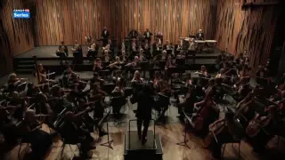 Mozart in the Jungle S02E05 Concert in Mexico