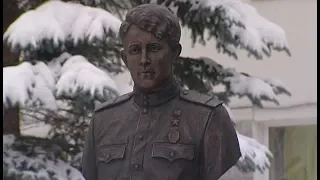 Открытие памятника Петру Галяткину